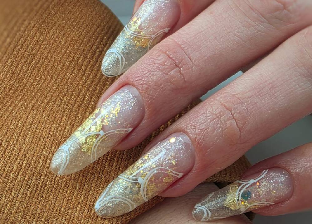 Badge Nails Couture